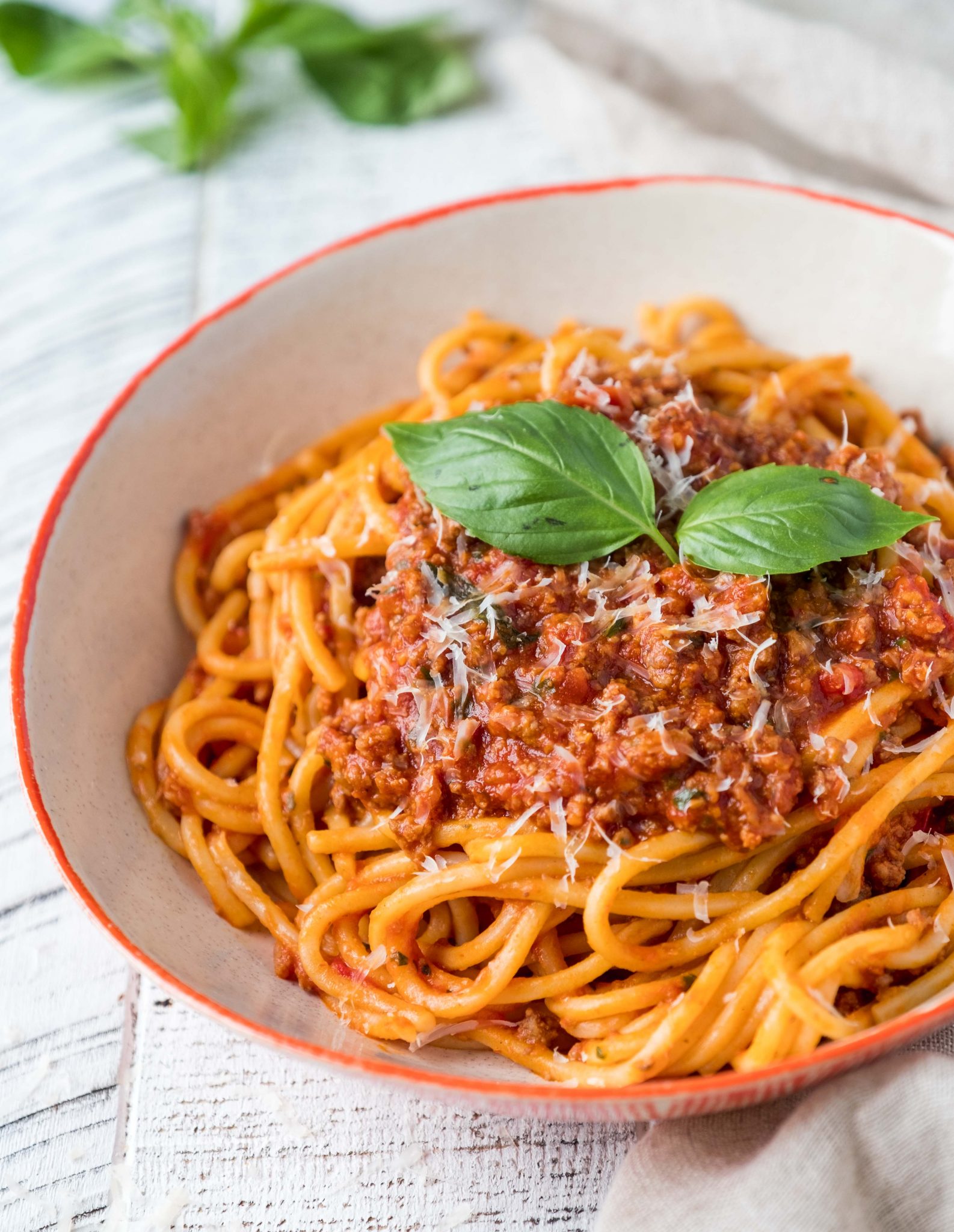 Spaghetti Bolognese – The Food Joy